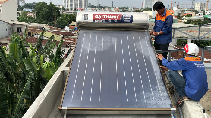 cách lắp đặt máy nước nóng năng lượng mặt trời